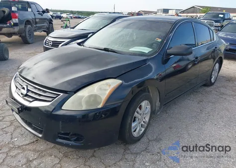 2010 Nissan Altima 2.5 S z USA, uszkodzony, nr VIN 1N4AL2AP6AN512293
